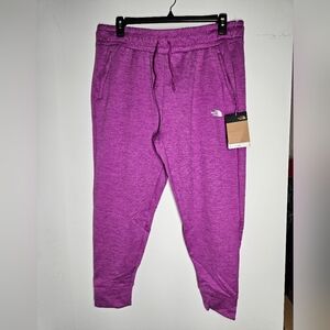 The North Face women's joggers pink !!